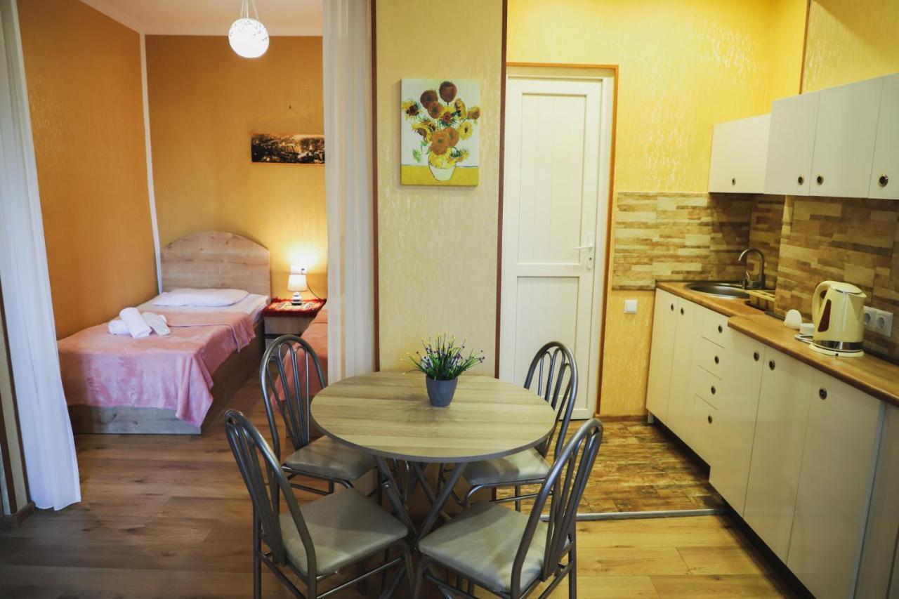 Apart Hotel With Wine Cellar - Old Tbilisi 1897 Екстериор снимка