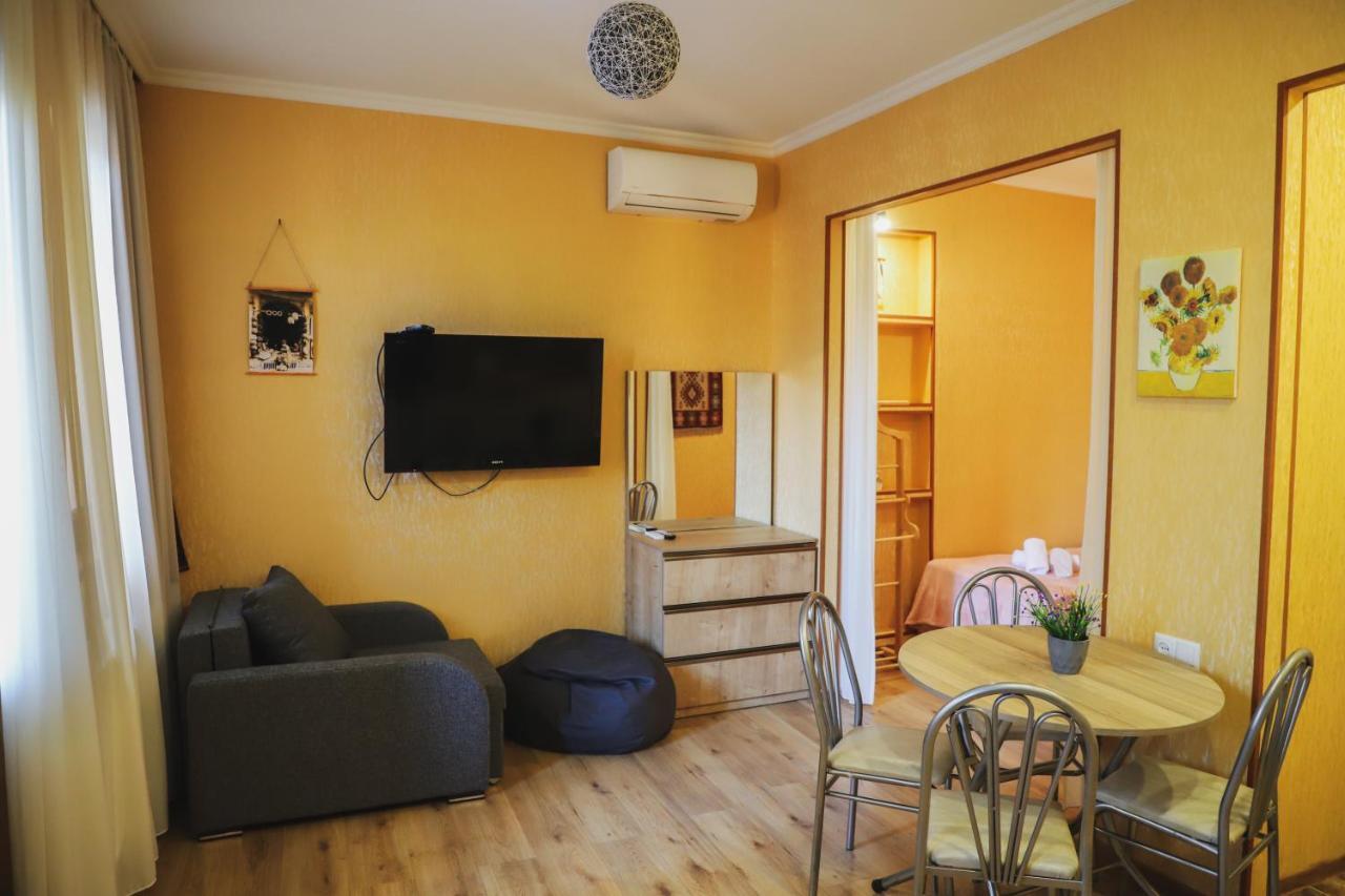 Apart Hotel With Wine Cellar - Old Tbilisi 1897 Екстериор снимка
